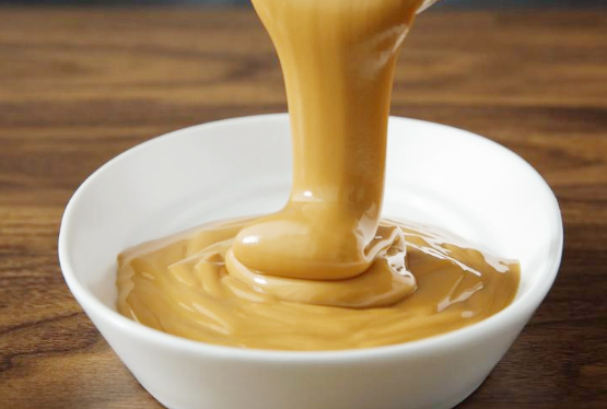 調(diào)味醬全自動(dòng)灌裝機(jī)關(guān)注醬料產(chǎn)品生產(chǎn)為企業(yè)帶來(lái)多成長(zhǎng)